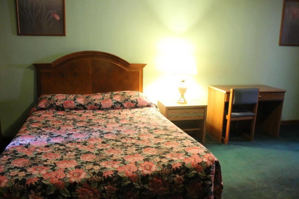 Horse Cave Motel 외부 사진